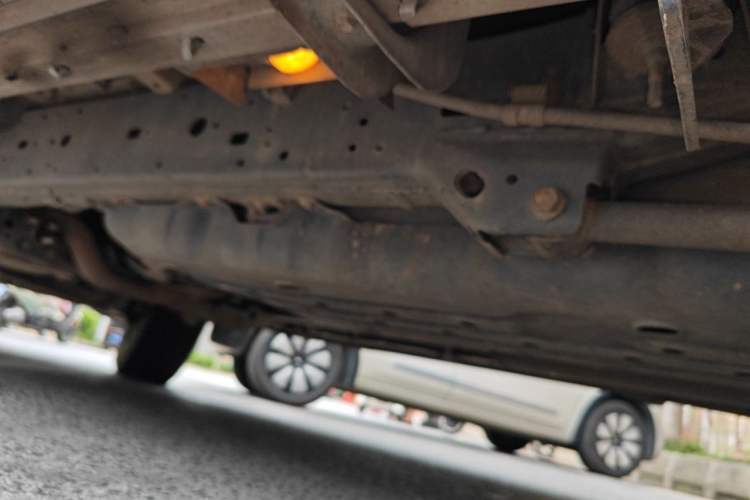 Used Toyota Prado 2010 4.0L Automatic TX-L Chassis Rear Left