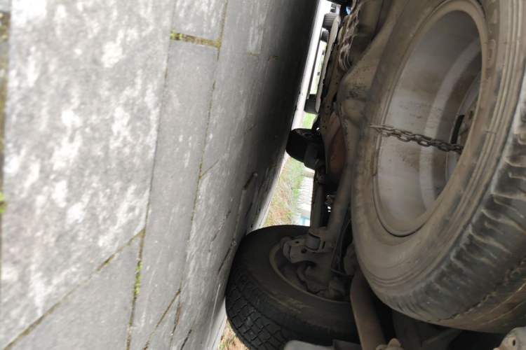 Used Toyota Prado 2010 2.7L Automatic Deluxe Edition Chassis Rear