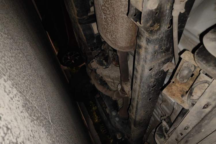 Used Toyota Prado 2010 4.0L Automatic TX-L Chassis Rear Right