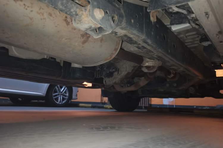 Used Toyota Prado 2010 4.0L Automatic TX-L Chassis Rear Right