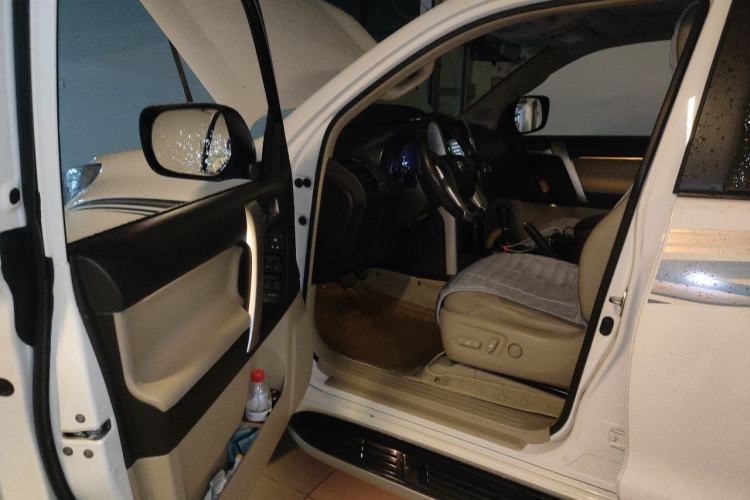 Used Toyota Prado 2010 4.0L Automatic TX-L Driver Seat