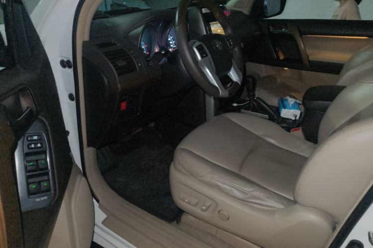 Used Toyota Prado 2010 4.0L Automatic VX NAVI Driver Seat