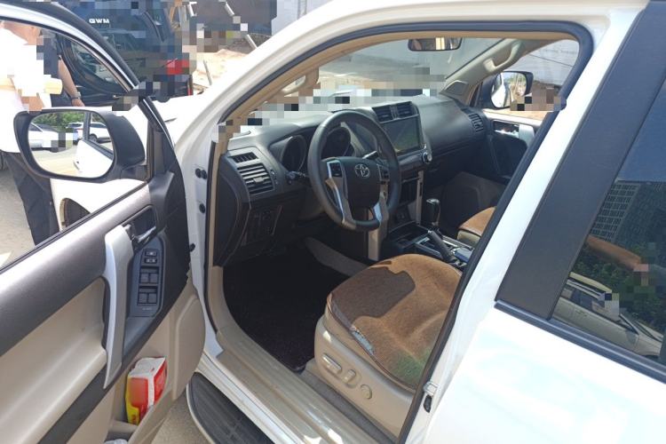 Used Toyota Prado 2010 4.0L Automatic TX-L Driver Seat