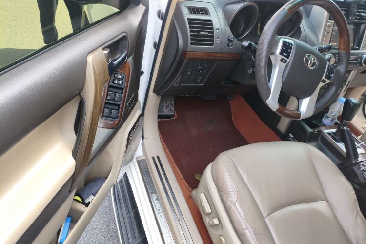 Used Toyota Prado 2010 4.0L Automatic VX NAVI Driver Seat