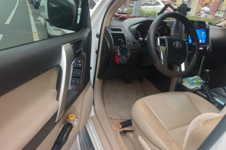 Used Toyota Prado 2010 4.0L Automatic TX Driver Seat