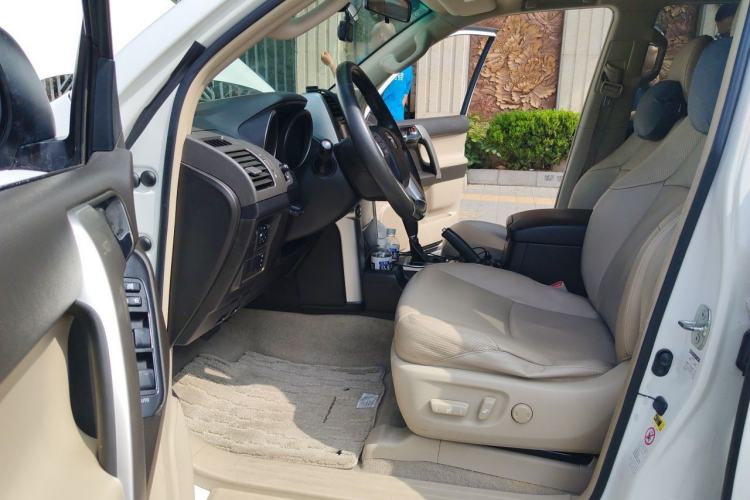 Used Toyota Prado 2010 4.0L Automatic TX-L Driver Seat