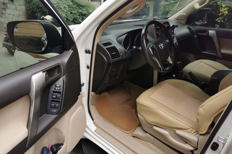 Used Toyota Prado 2010 2.7L Automatic Standard Edition Driver Seat