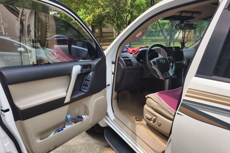 Used Toyota Prado 2010 4.0L Automatic TX-L Driver Seat