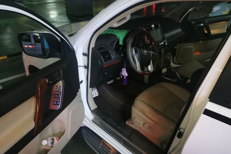 Used Toyota Prado 2010 4.0L Automatic TX Driver Seat