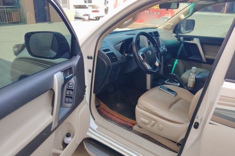 Used Toyota Prado 2010 4.0L Automatic TX-L Driver Seat