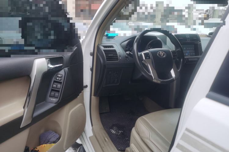 Used Toyota Prado 2010 4.0L Automatic TX-L Driver Seat