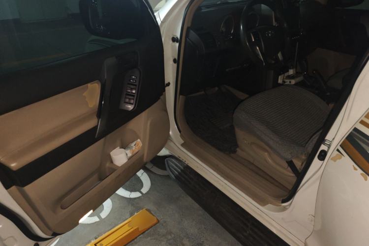 Used Toyota Prado 2010 2.7L Automatic Standard Edition Driver Seat