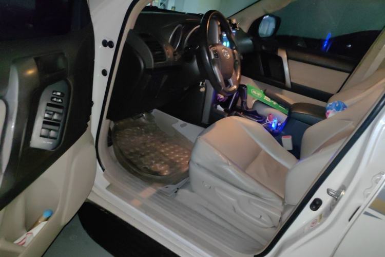 Used Toyota Prado 2010 2.7L Automatic Standard Edition Driver Seat