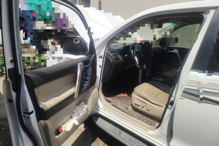 Used Toyota Prado 2010 4.0L Automatic TX-L Driver Seat