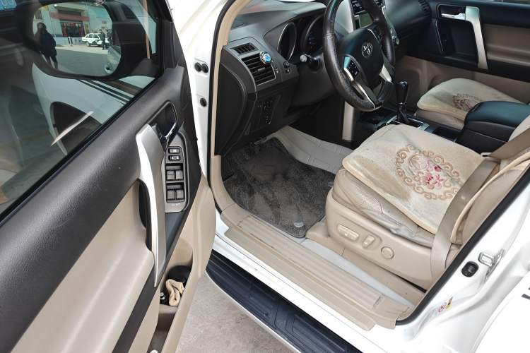 Used Toyota Prado 2010 4.0L Automatic TX-L Driver Seat