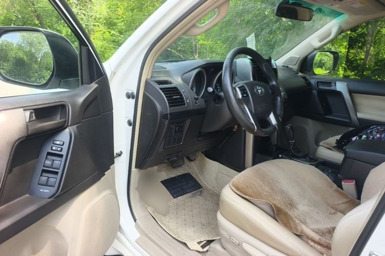 Used Toyota Prado 2010 2.7L Automatic Standard Edition Driver Seat