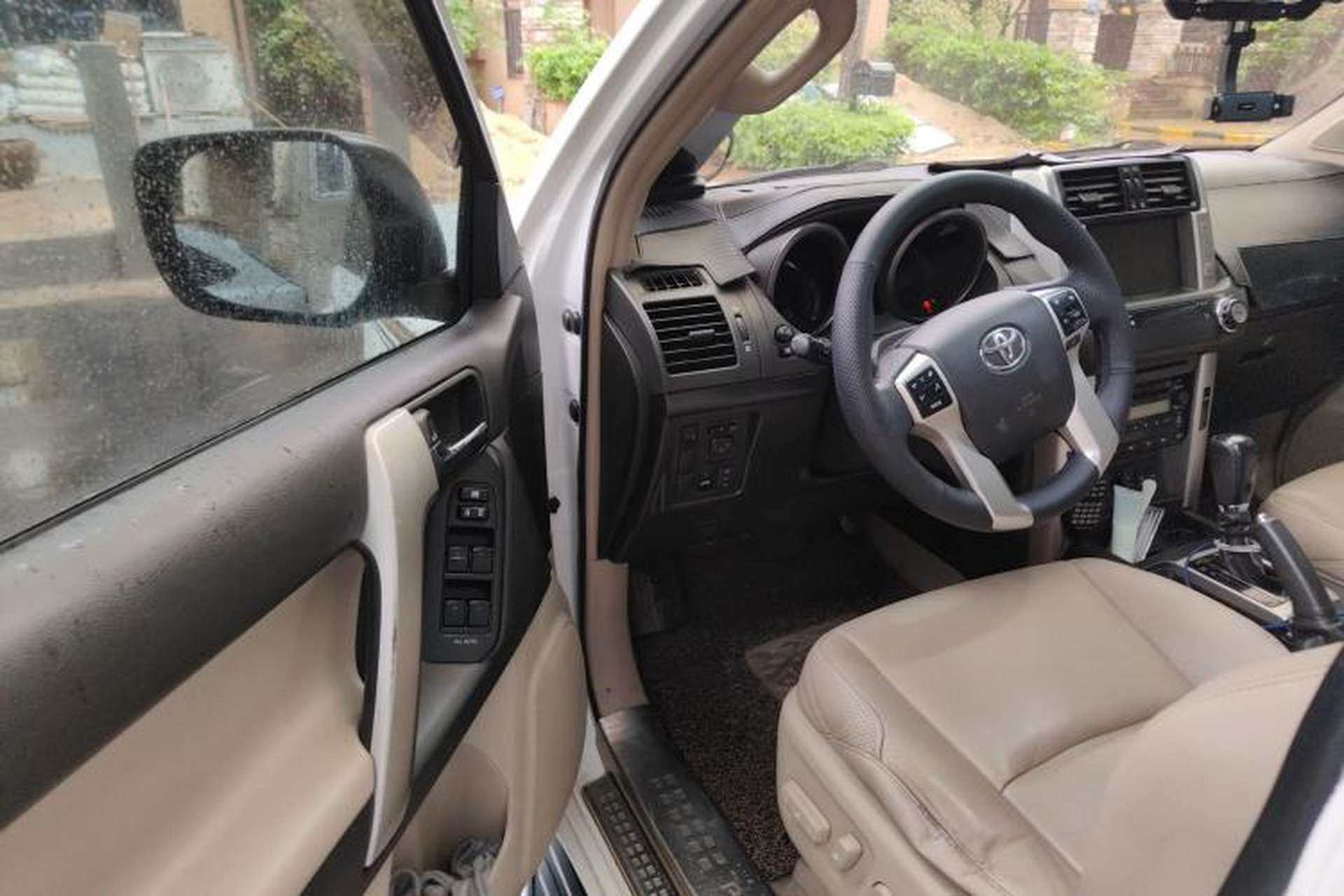 Used Toyota Prado 2010 4.0L Automatic TX-L Driver Seat