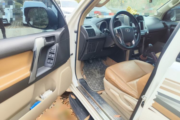 Used Toyota Prado 2010 2.7L Manual Transmission Driver Seat
