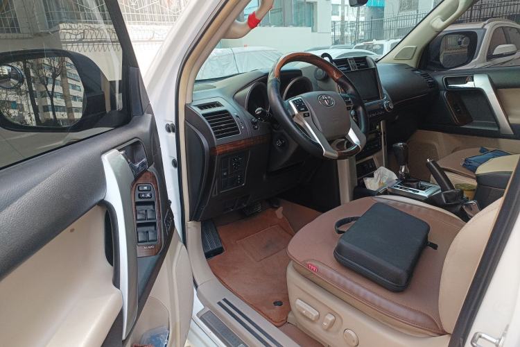 Used Toyota Prado 2010 4.0L Automatic VX Driver Seat