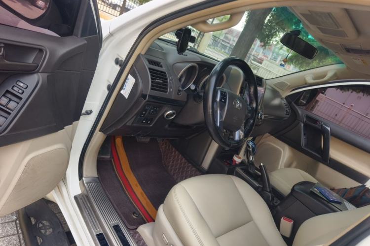 Used Toyota Prado 2010 2.7L Automatic Standard Edition Driver Seat