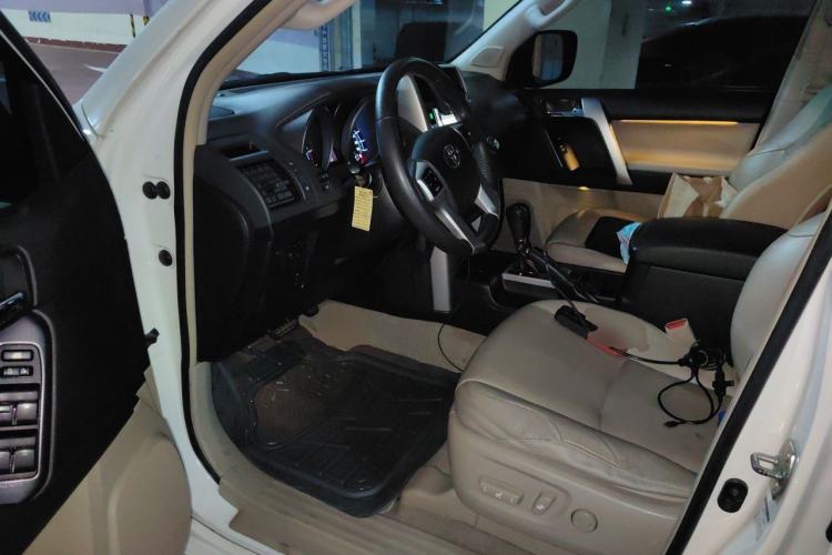 Used Toyota Prado 2010 4.0L Automatic TX-L NAVI Driver Seat