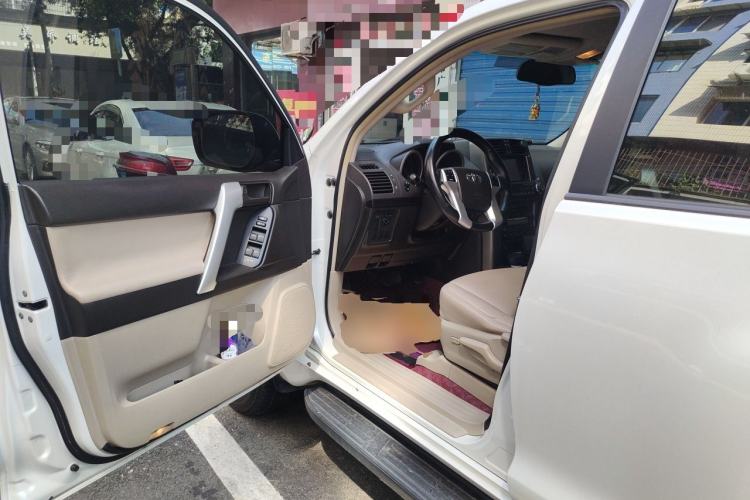 Used Toyota Prado 2010 2.7L Automatic Standard Edition Driver Seat
