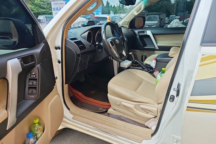 Used Toyota Prado 2010 2.7L Automatic Deluxe Edition Driver Seat