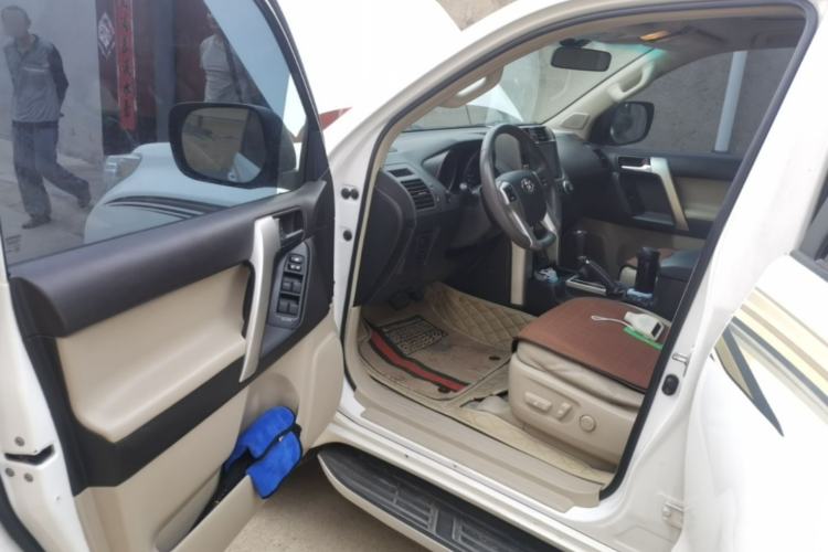 Used Toyota Prado 2010 4.0L Automatic TX-L Driver Seat