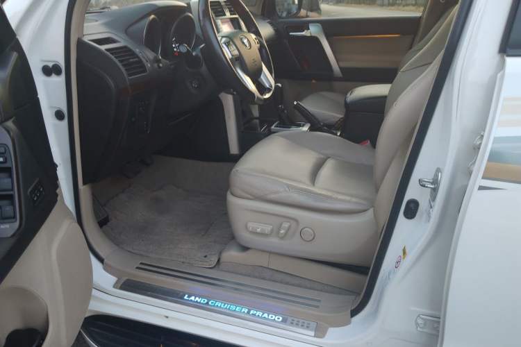 Used Toyota Prado 2010 4.0L Automatic VX NAVI Driver Seat