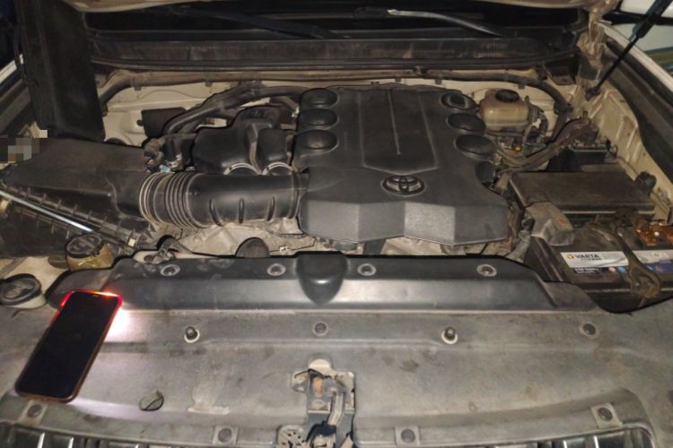 Used Toyota Prado 2010 4.0L Automatic VX Engine Bay