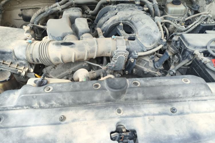Used Toyota Prado 2010 4.0L Automatic VX Engine Bay