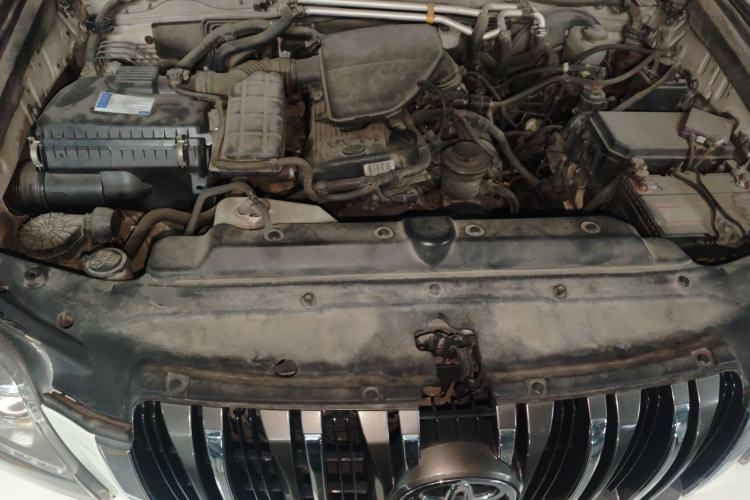Used Toyota Prado 2010 2.7L Automatic Standard Edition Engine Bay