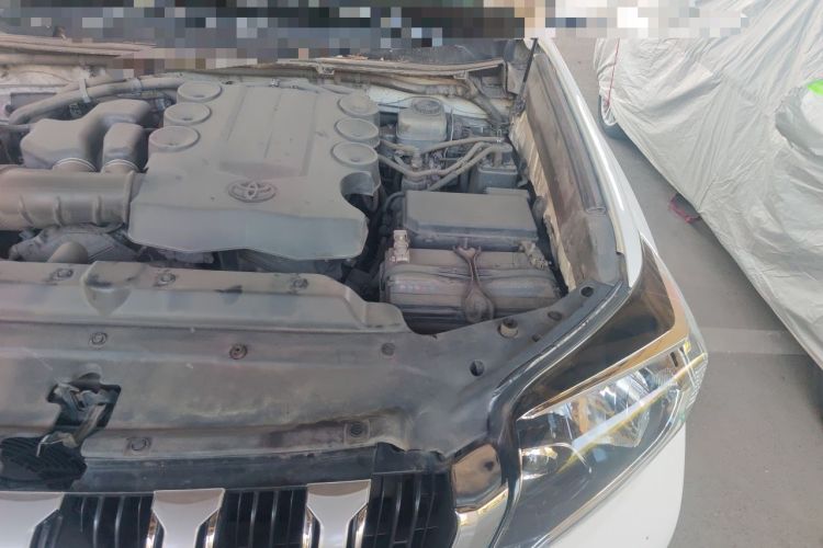 Used Toyota Prado 2010 4.0L Automatic TX-L Engine Bay Left