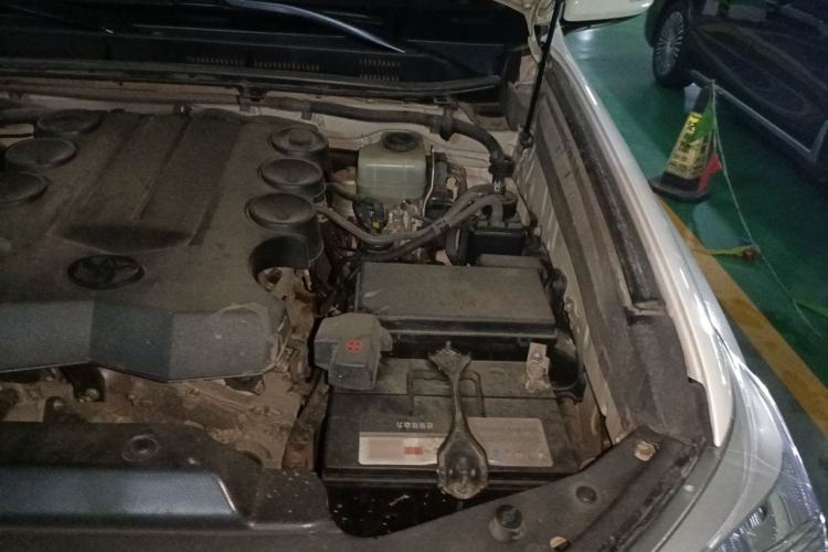 Used Toyota Prado 2010 4.0L Automatic TX Engine Bay Left