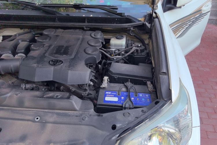 Used Toyota Prado 2010 4.0L Automatic VX NAVI Engine Bay Left