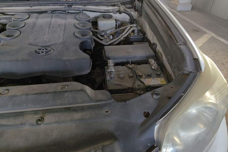 Used Toyota Prado  Engine Bay Left