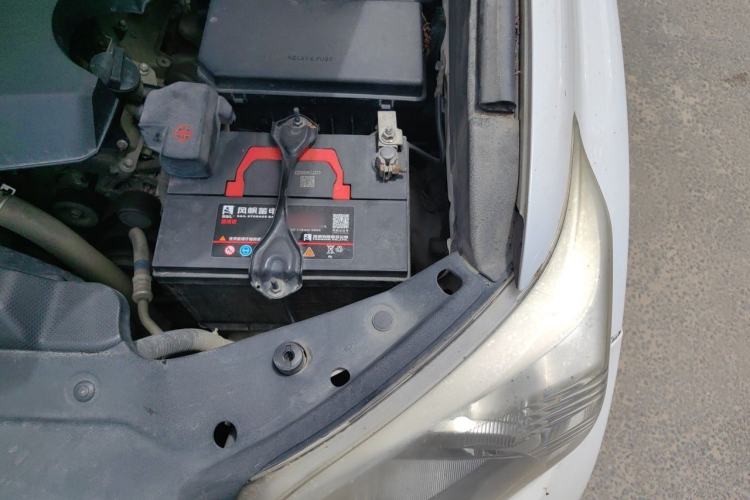 Used Toyota Prado 2010 4.0L Automatic TX-L Engine Bay Left