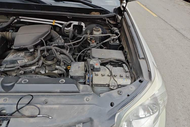 Used Toyota Prado 2010 2.7L Automatic Standard Edition Engine Bay Left