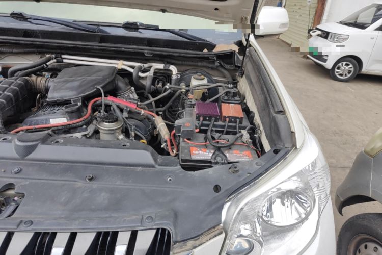 Used Toyota Prado 2010 2.7L Automatic Standard Edition Engine Bay Left