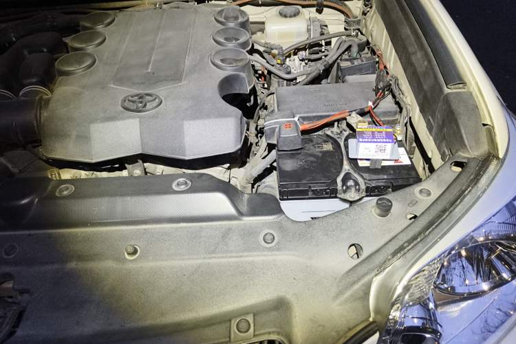 Used Toyota Prado 2010 4.0L Automatic TX-L Engine Bay Left