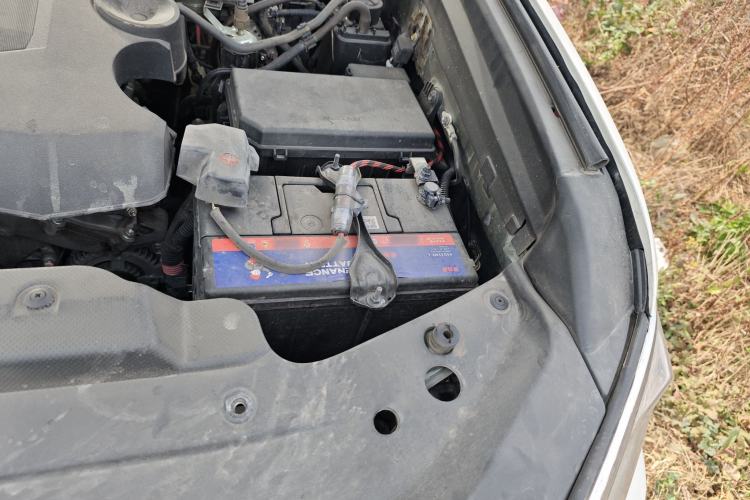 Used Toyota Prado 2010 4.0L Automatic VX Engine Bay Left