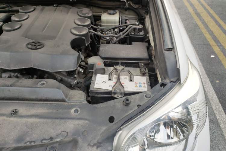 Used Toyota Prado 2010 4.0L Automatic TX-L Engine Bay Left