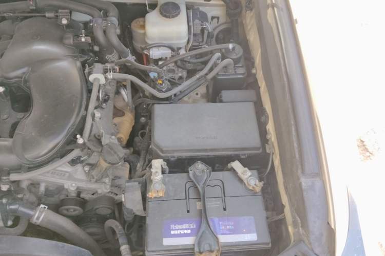 Used Toyota Prado 2010 4.0L Automatic TX-L Engine Bay Left