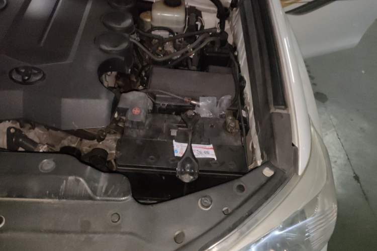 Used Toyota Prado 2010 4.0L Automatic TX-L NAVI Engine Bay Left