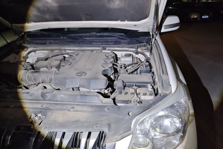 Used Toyota Prado 2010 4.0L Automatic TX-L Engine Bay Left