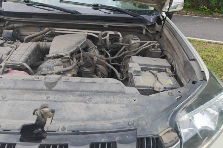 Used Toyota Prado 2010 2.7L Automatic Deluxe Edition Engine Bay Left