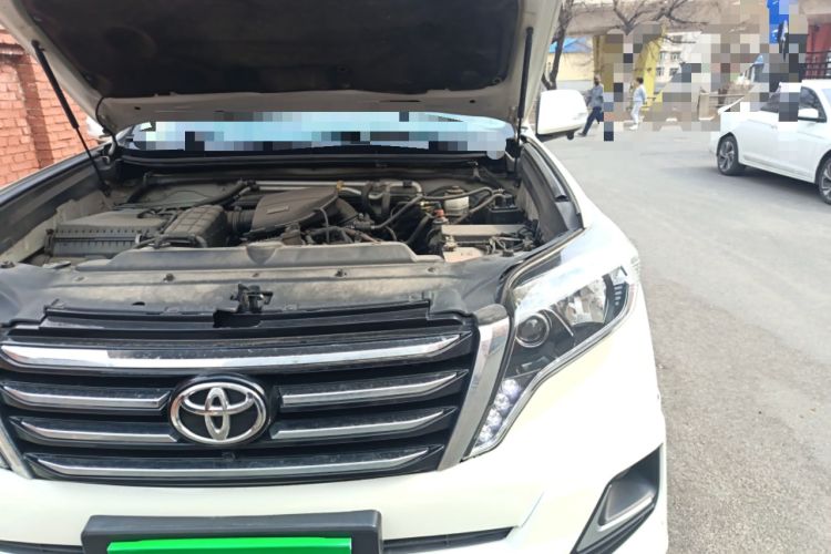 Used Toyota Prado  Engine Bay Left