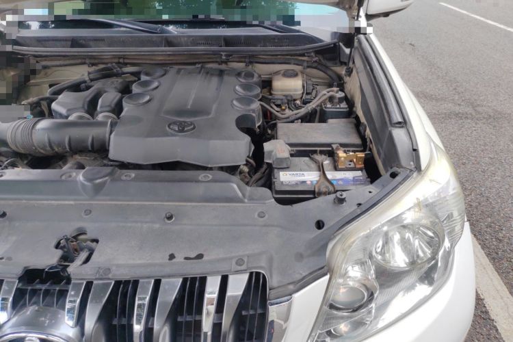 Used Toyota Prado 2010 4.0L Automatic VX NAVI Engine Bay Left