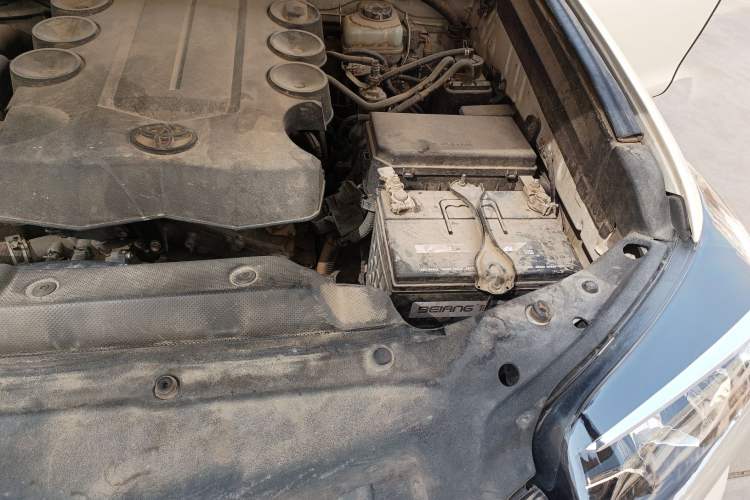 Used Toyota Prado 2010 4.0L Automatic VX Engine Bay Left
