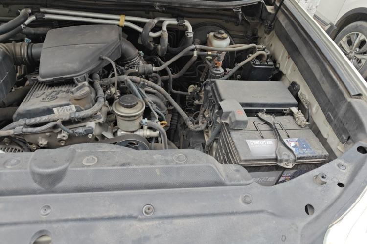 Used Toyota Prado 2010 2.7L Automatic Standard Edition Engine Bay Left